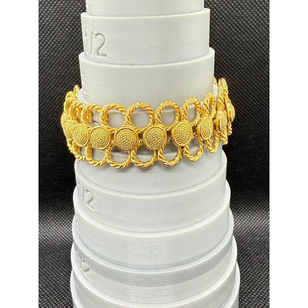 Vintage Gold Tone Textured Rope Link Medallion Bracelet 6.5 Inch